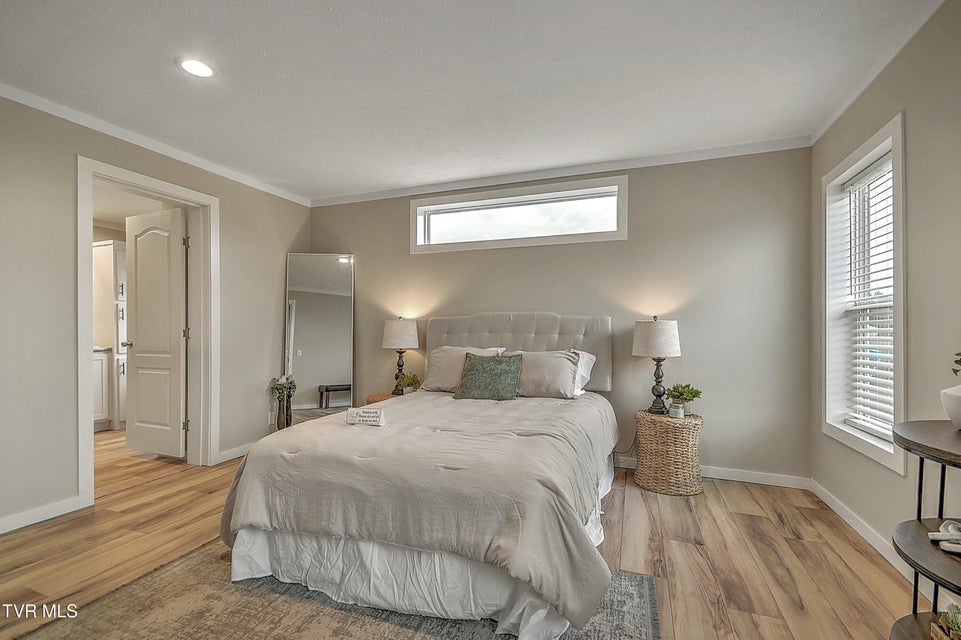 Photo #27: 4100 Weaver Pike