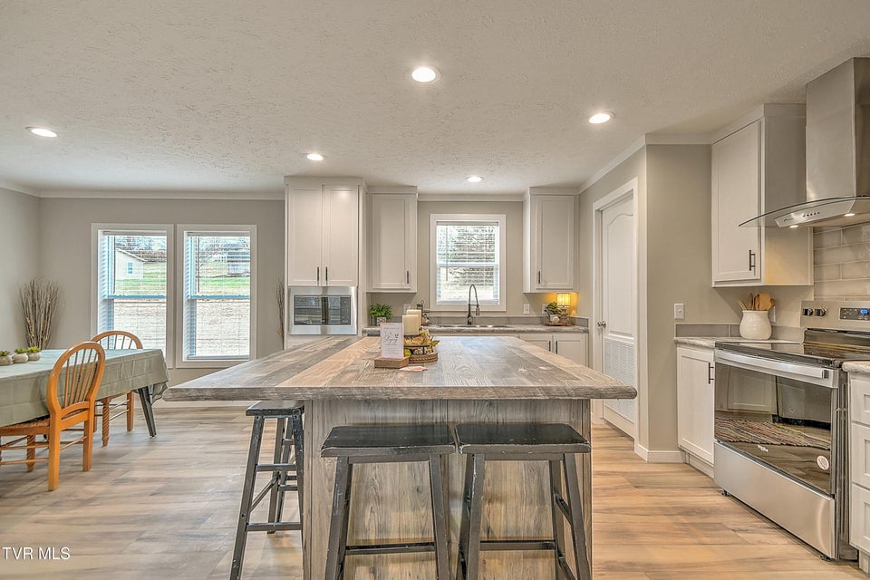 Photo #20: 4100 Weaver Pike