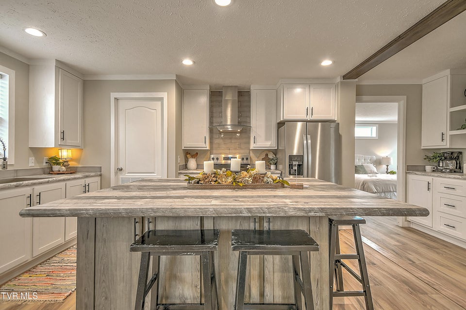 Photo #16: 4100 Weaver Pike