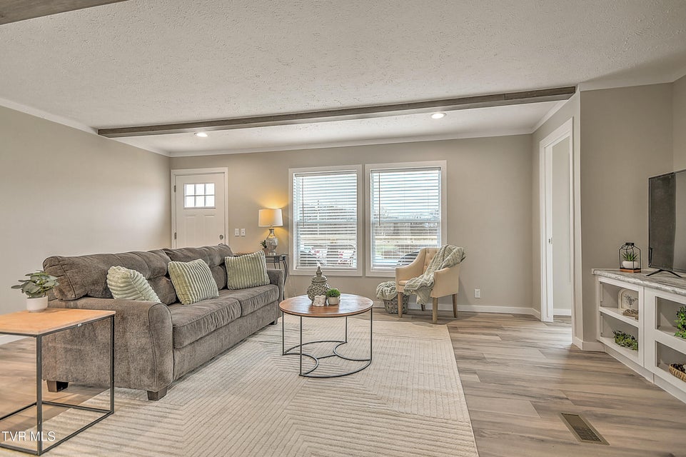 Photo #12: 4100 Weaver Pike