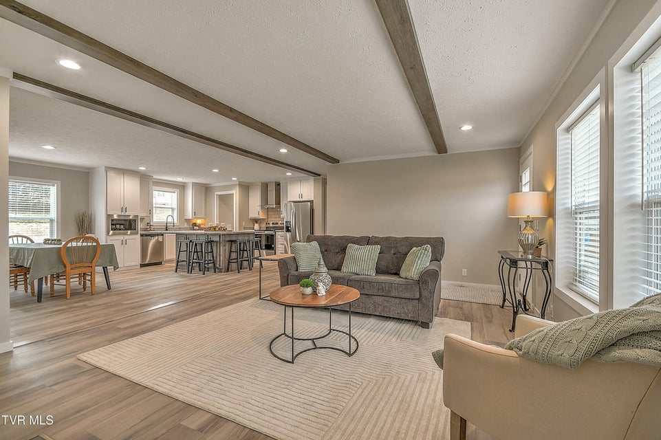 Photo #10: 4100 Weaver Pike