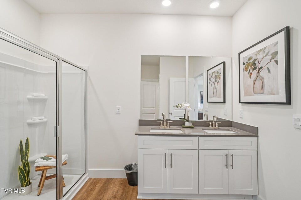 Photo #16: 333 Alta Tree Blvd 