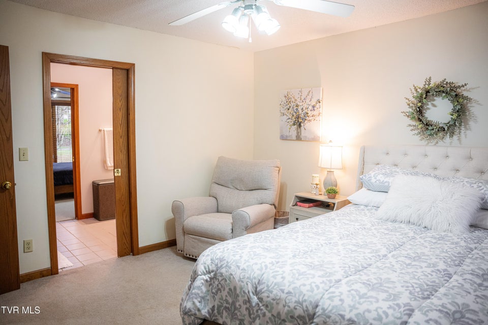 Photo #46: 299 Rufe Taylor Road