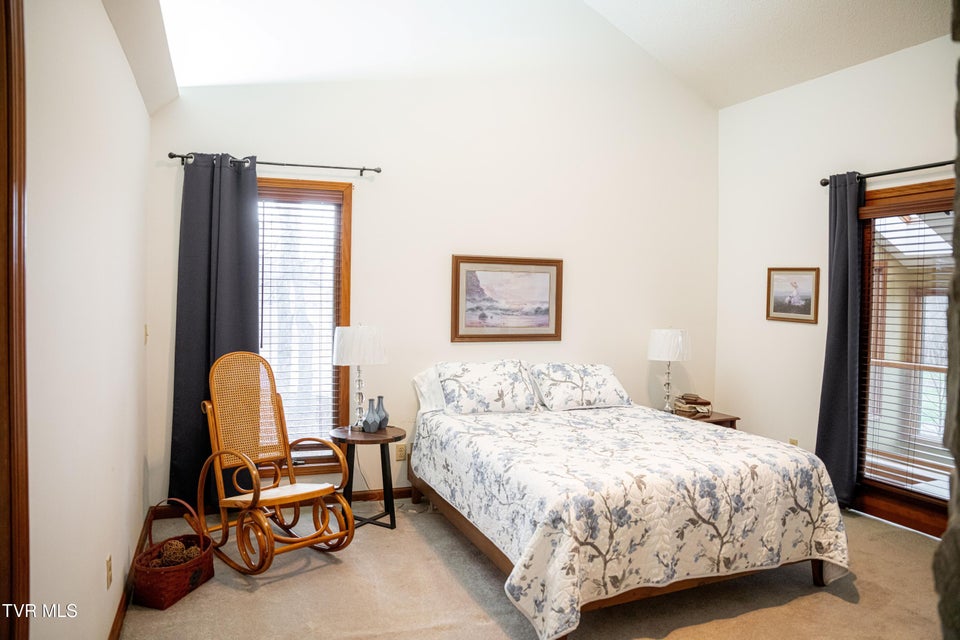 Photo #54: 299 Rufe Taylor Road