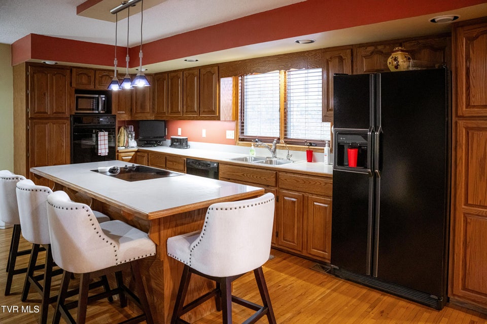 Photo #61: 299 Rufe Taylor Road