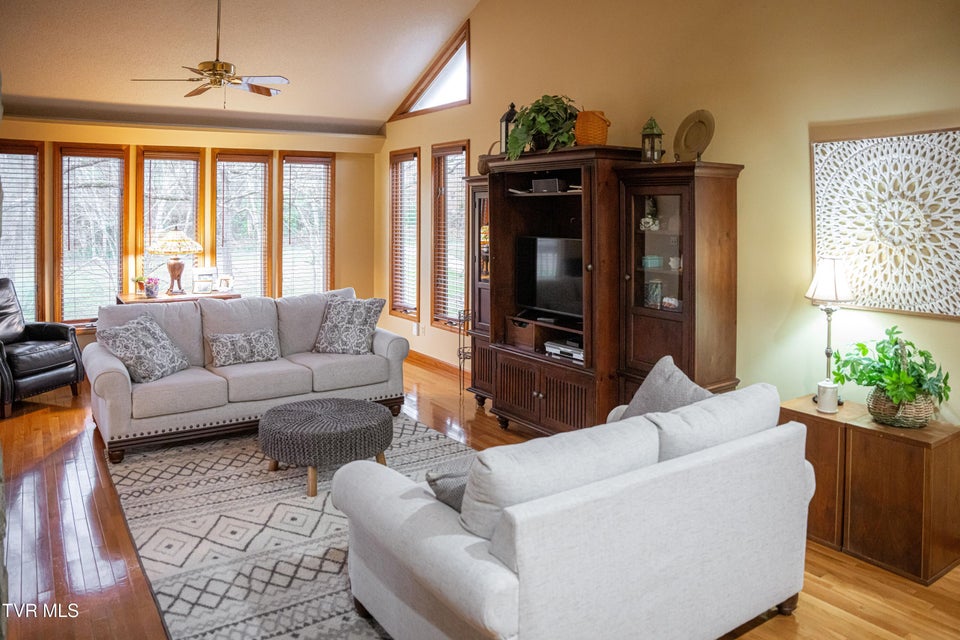 Photo #65: 299 Rufe Taylor Road