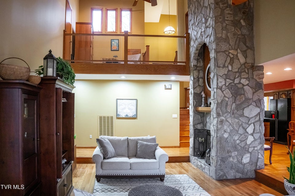 Photo #77: 299 Rufe Taylor Road