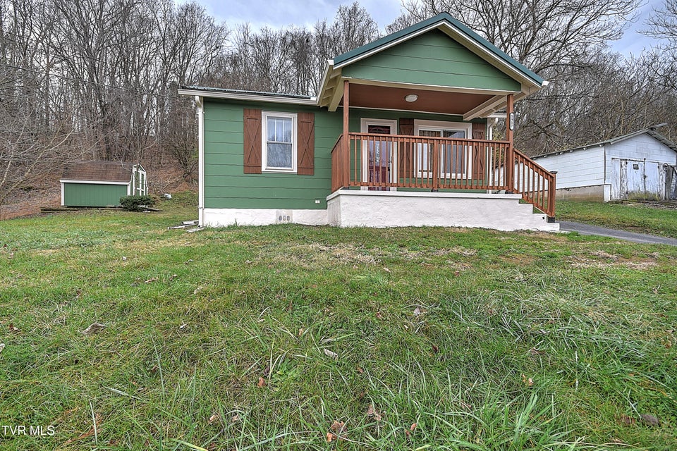 Photo #4: 5917 Mustang Drive