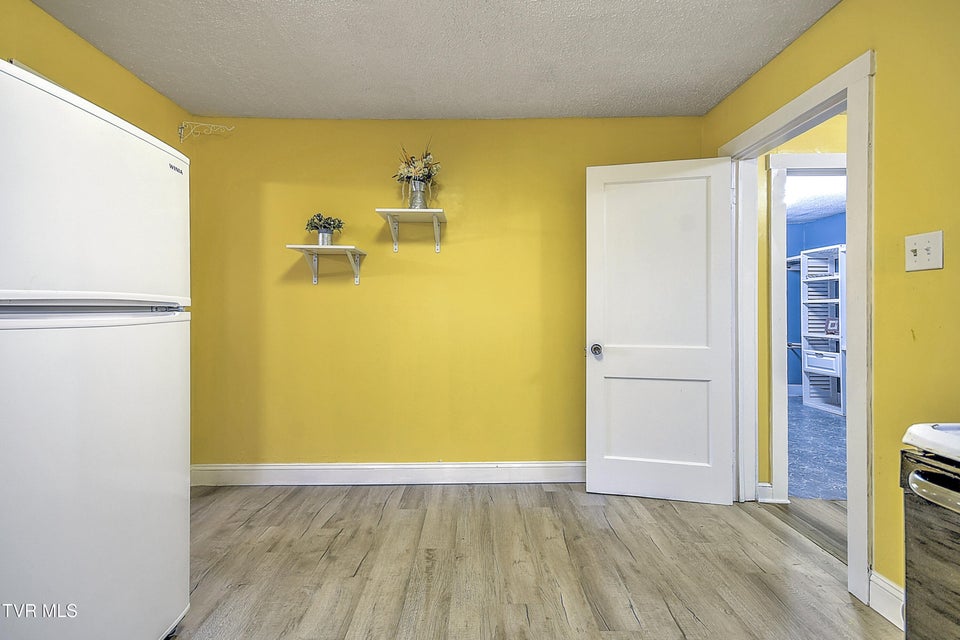 Photo #16: 5917 Mustang Drive