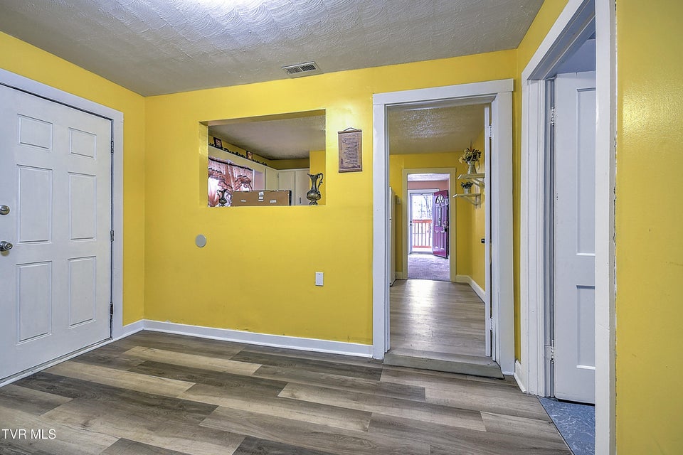 Photo #20: 5917 Mustang Drive