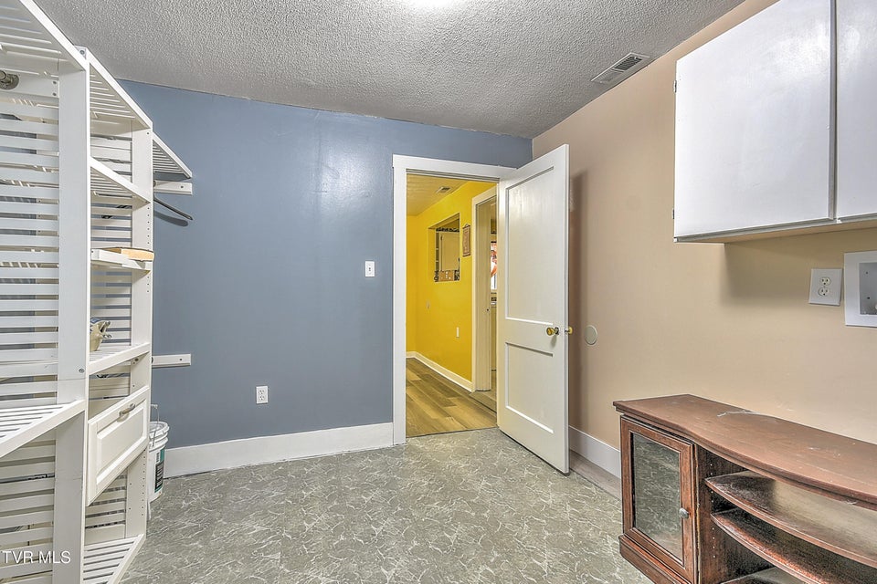 Photo #24: 5917 Mustang Drive