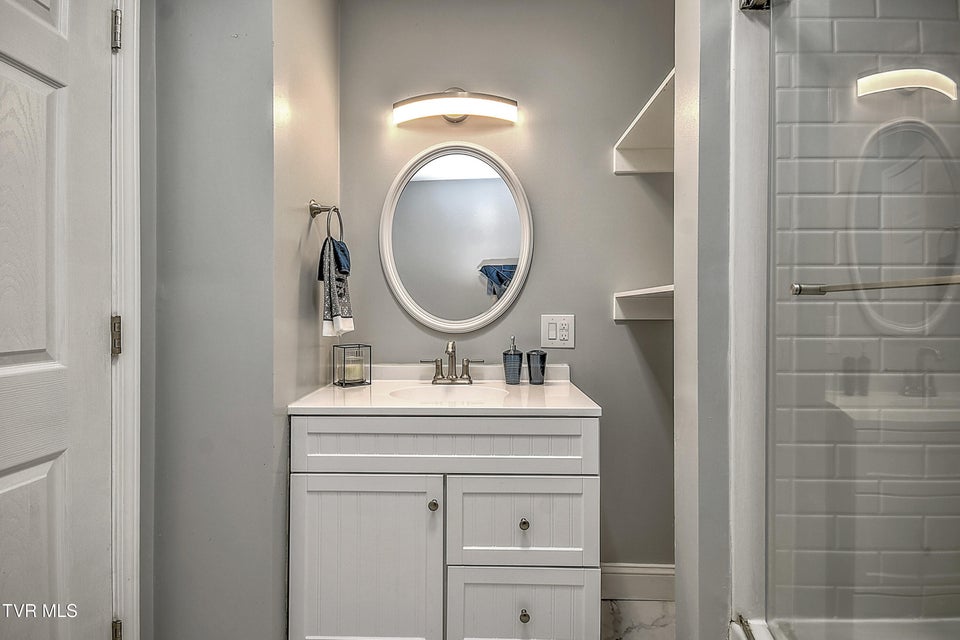 Photo #29: 5917 Mustang Drive