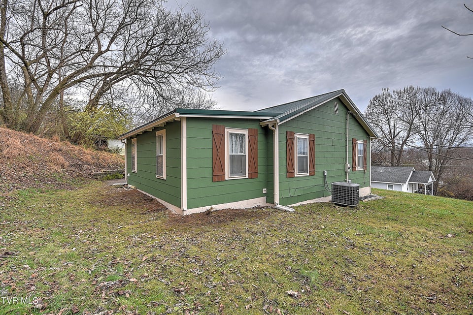 Photo #36: 5917 Mustang Drive