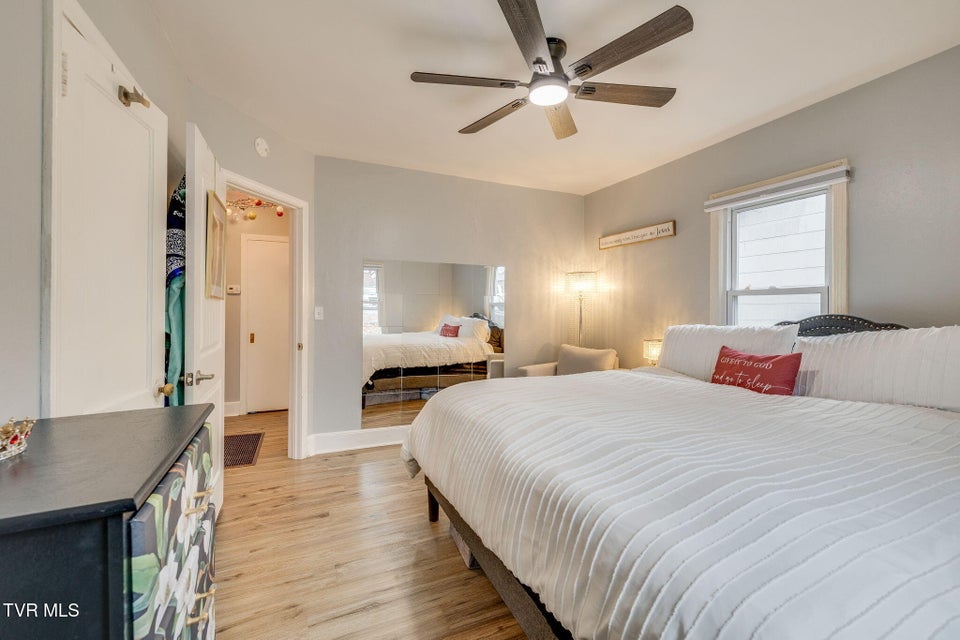 Photo #14: 2973 Ashley Street