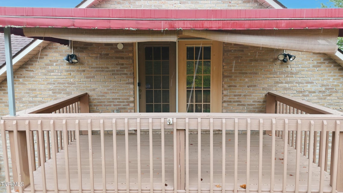 Photo #33: 2509 Lakeview Drive