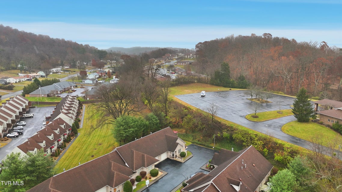 Photo #34: 2509 Lakeview Drive