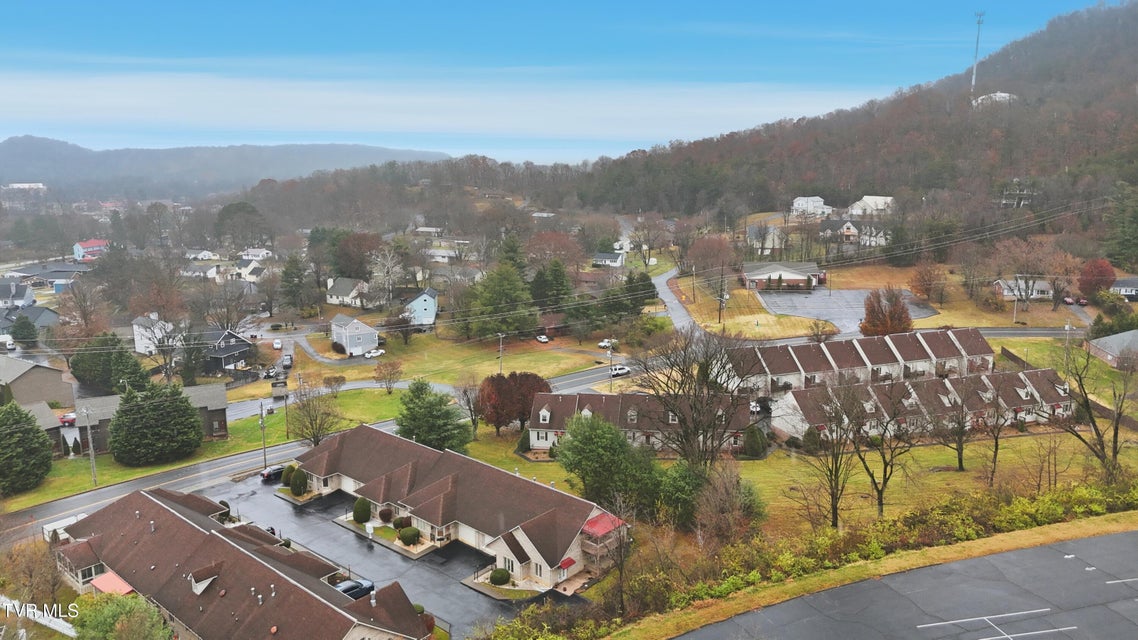 Photo #36: 2509 Lakeview Drive