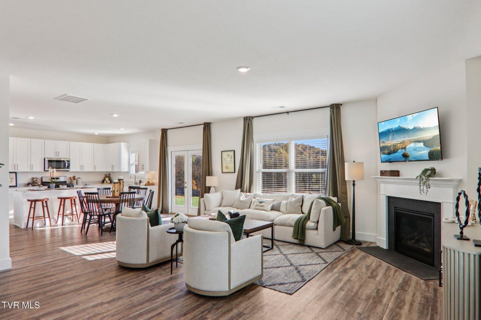 Photo #11: 228 Chimney View Loop 