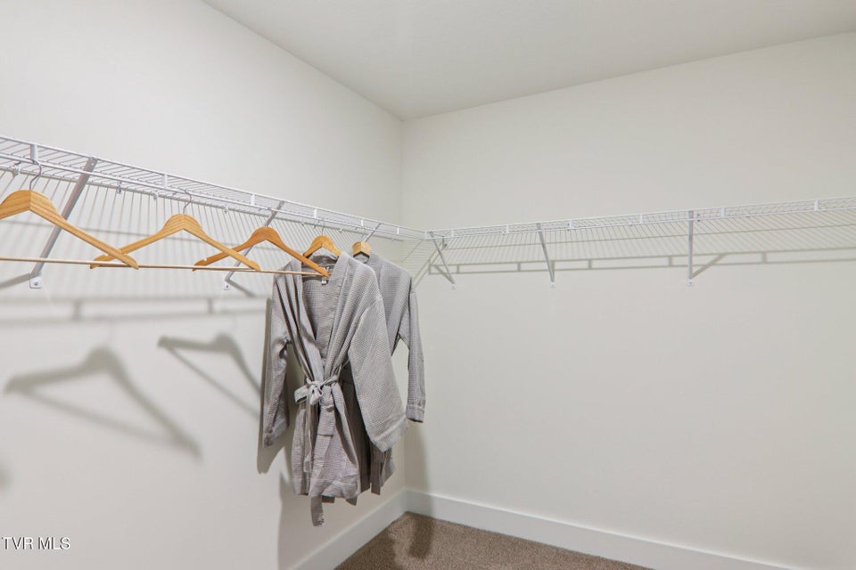 Photo #32: 233 Chimney View Loop 