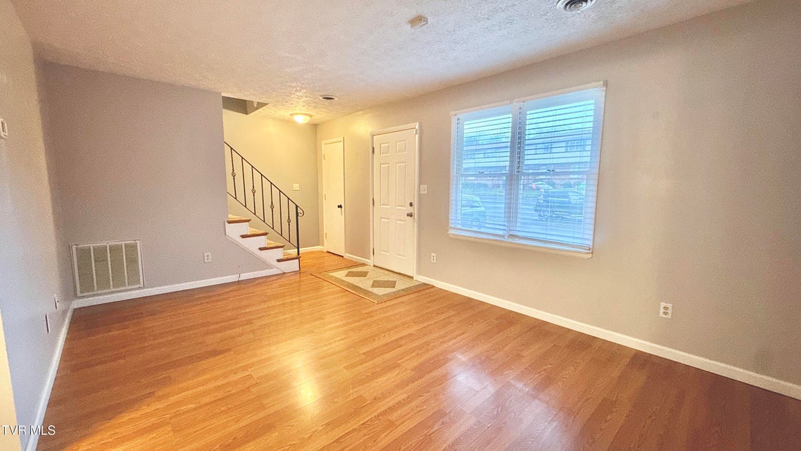 Photo #4: 1800 Seminole Drive