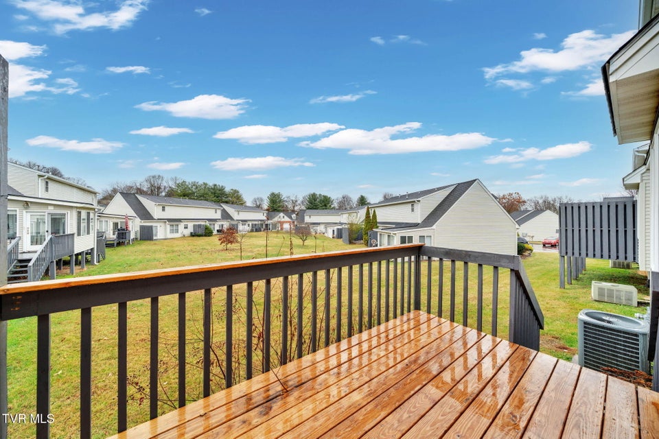 Photo #22: 1725 Lakeview Drive