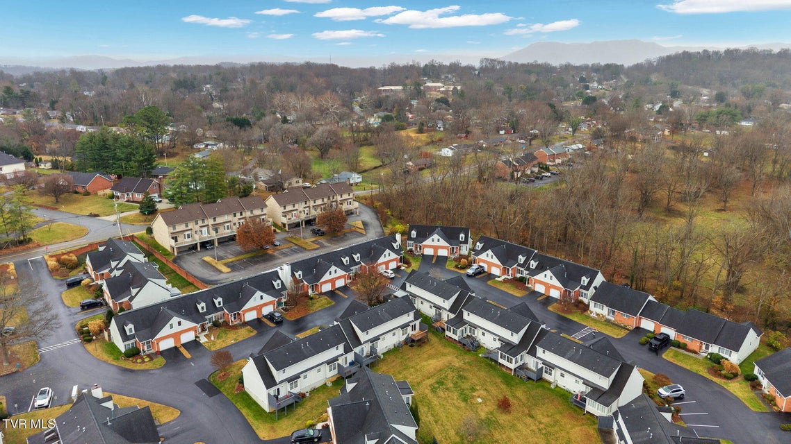 Photo #29: 1725 Lakeview Drive