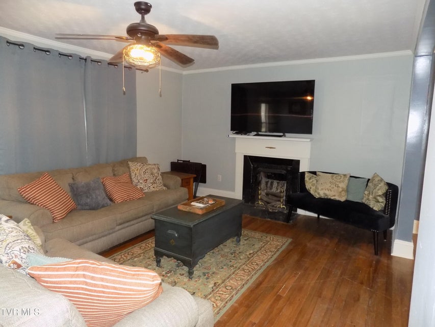 Photo #7: 1200 E Mckinney Avenue