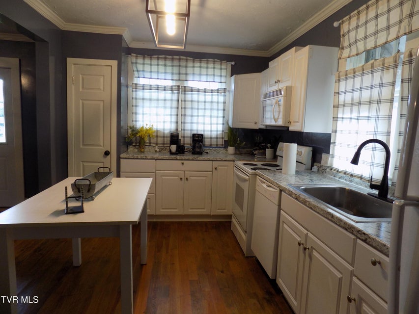 Photo #12: 1200 E Mckinney Avenue