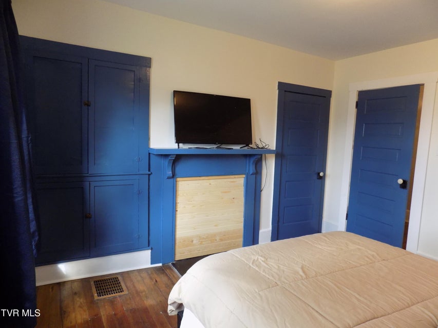 Photo #28: 1200 E Mckinney Avenue