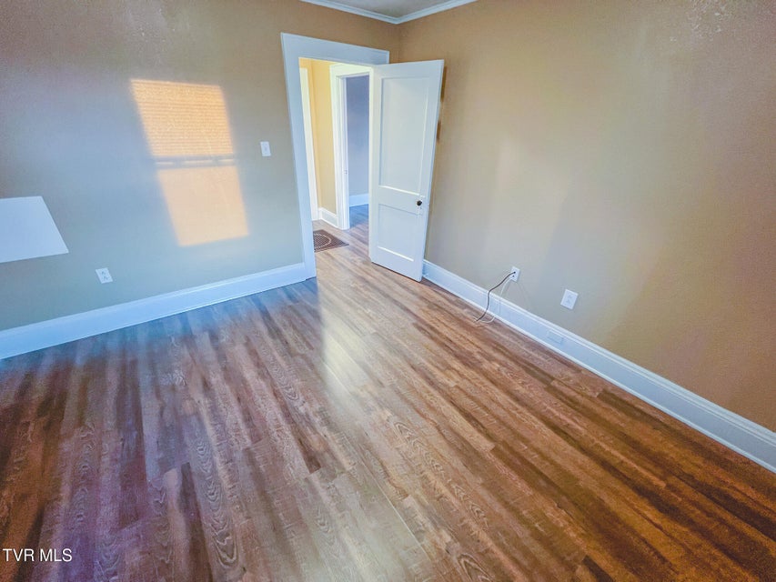 Photo #9: 815 Vernon Street