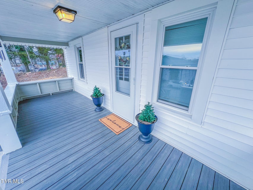 Photo #3: 815 Vernon Street