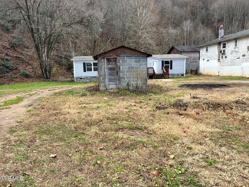 Photo #6: 140 Edgewater Road