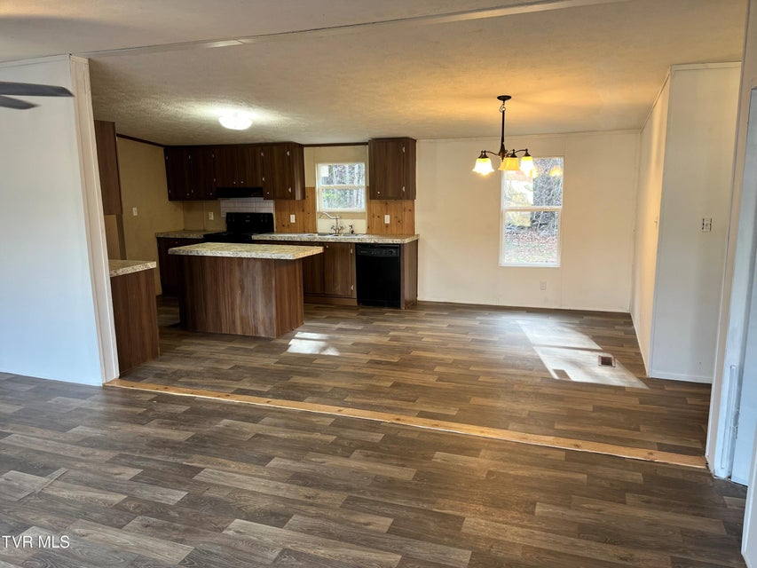 Photo #10: 140 Edgewater Road