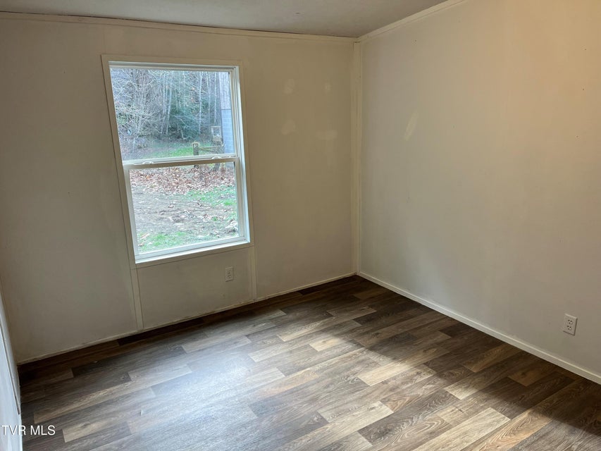 Photo #30: 140 Edgewater Road