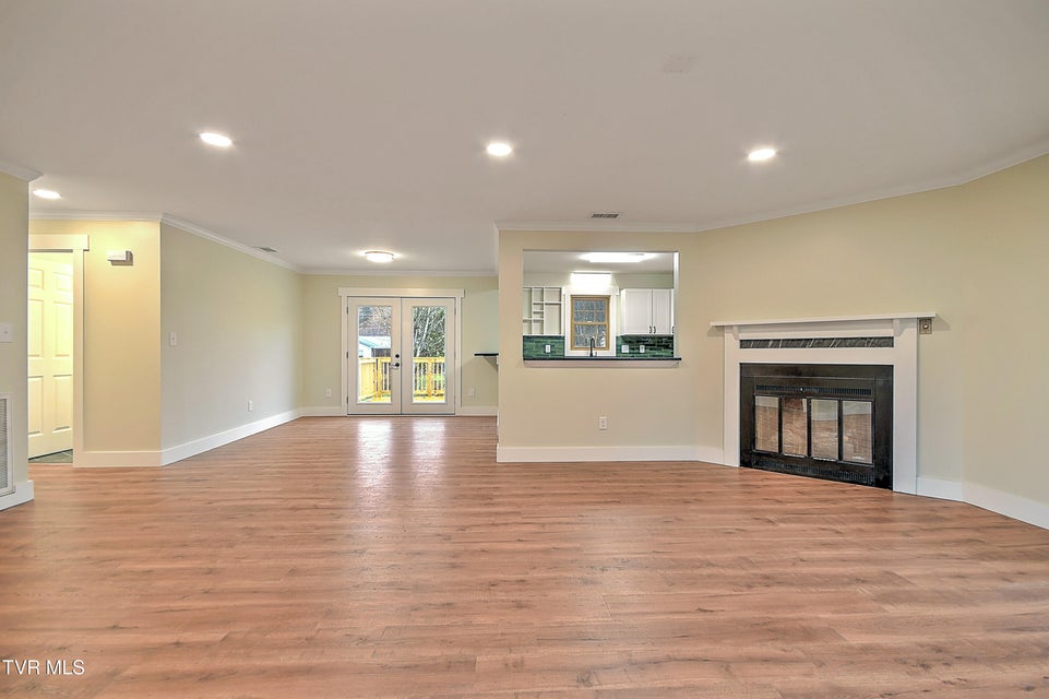 Photo #6: 163 Valley View Drive