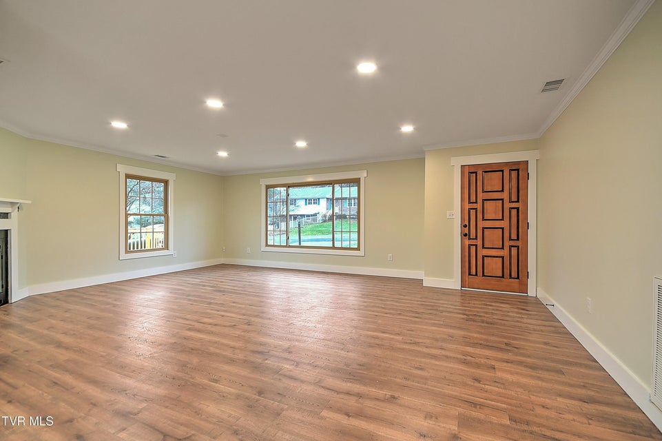 Photo #10: 163 Valley View Drive