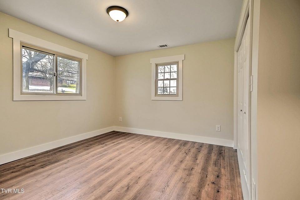 Photo #27: 163 Valley View Drive