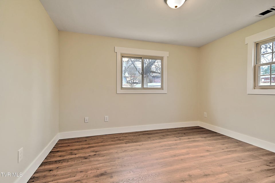 Photo #28: 163 Valley View Drive