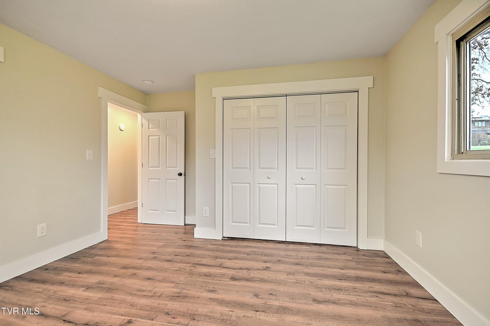 Photo #36: 163 Valley View Drive