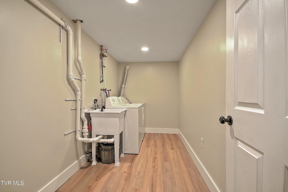 Photo #48: 163 Valley View Drive