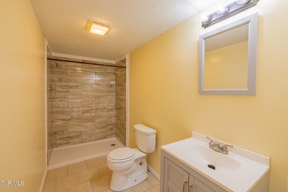 Photo #26: 1425 Goshen Valley Road