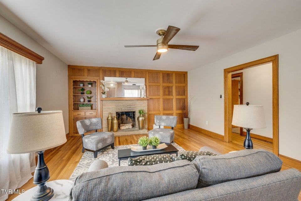 Photo #5: 215 Cherry Lane