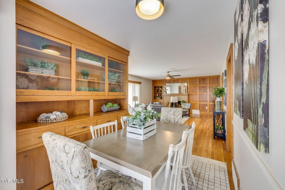 Photo #9: 215 Cherry Lane