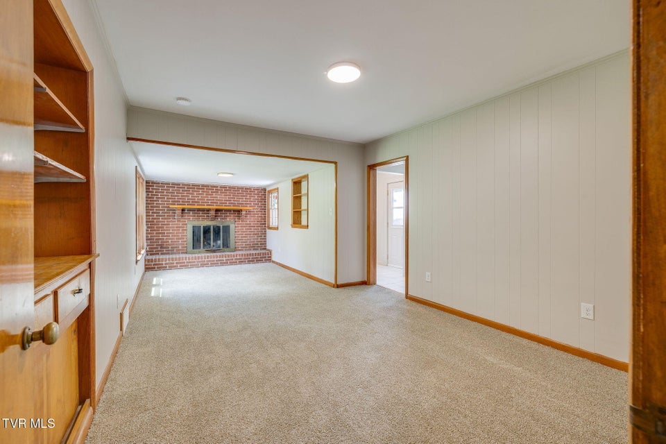 Photo #15: 215 Cherry Lane