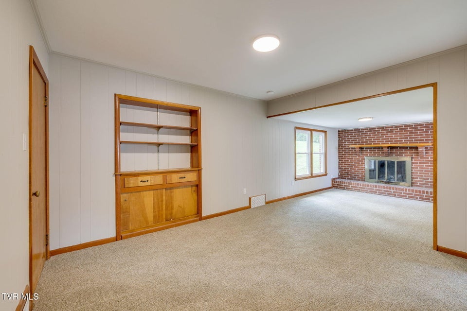 Photo #16: 215 Cherry Lane