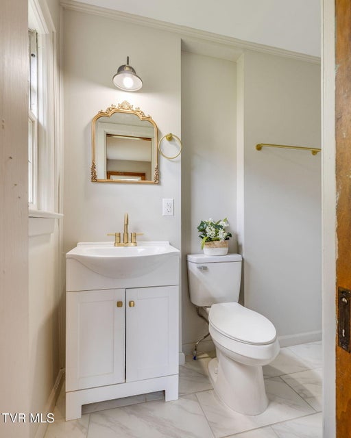 Photo #20: 215 Cherry Lane