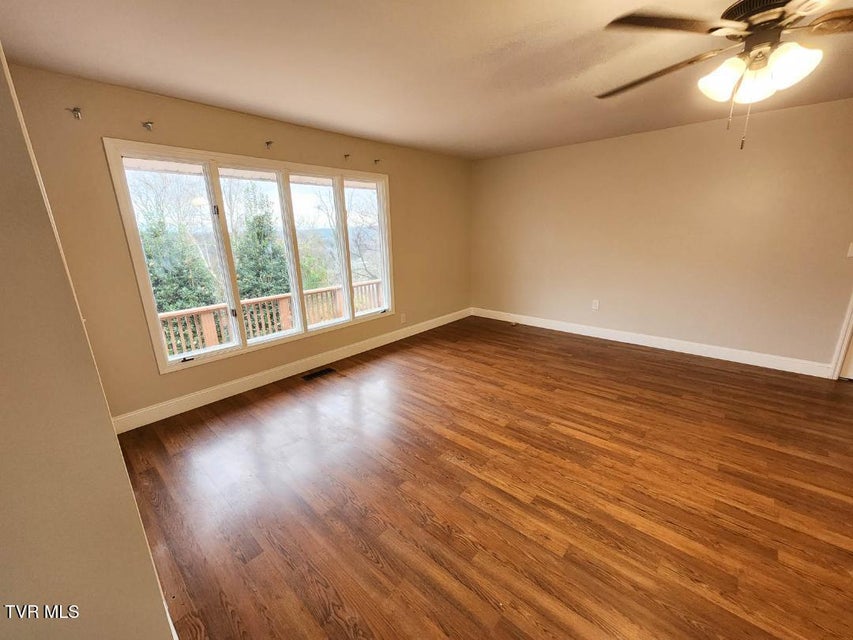 Photo #18: 524 Haven Drive