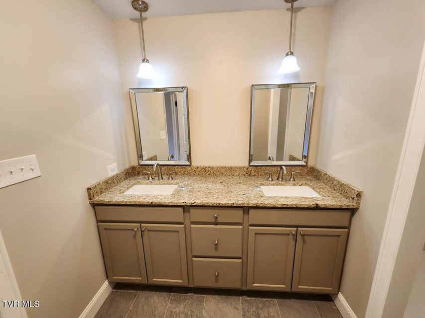 Photo #40: 524 Haven Drive