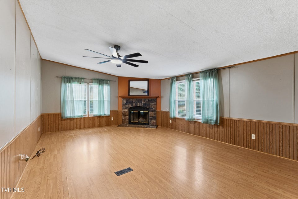 Photo #29: 120 Rocky Point Road