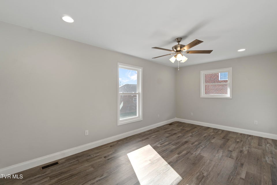 Photo #12: 124 Keeneland Circle